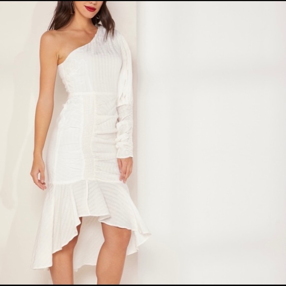 C/MEO Off White One Shoulder Dress - Picture 1 of 9